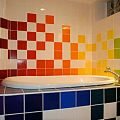 Можно ли покрасить керамическую плитку в ванной