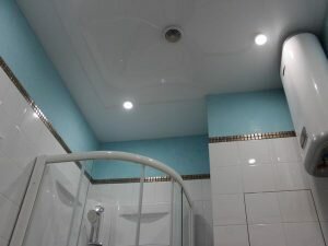 Потолок в ванной из гипсокартона фото
