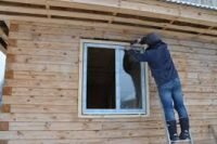 Про установку пластиковых окон в деревянном доме